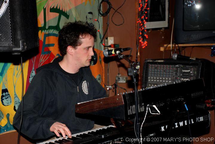 Down Lo Band (72)